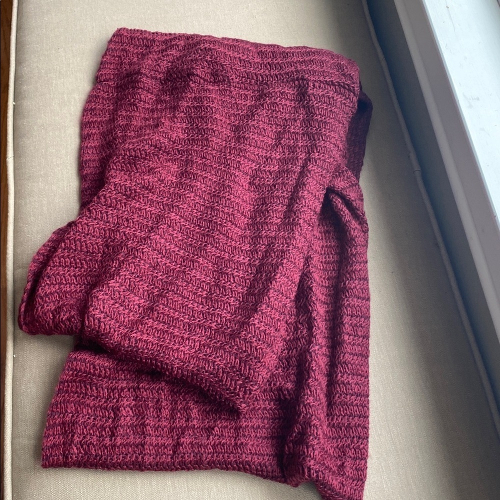 Maroon Burgundy Knit Scarf - Picture 2 of 4